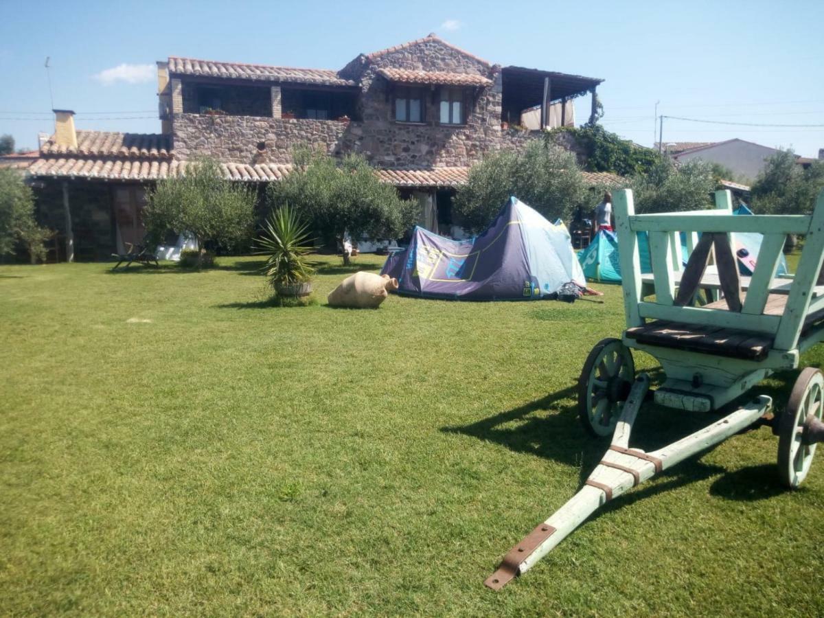 Domus Antiga Appartamenti San Giovanni Suèrgiu Exteriör bild