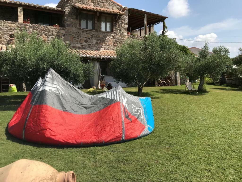 Domus Antiga Appartamenti San Giovanni Suèrgiu Exteriör bild